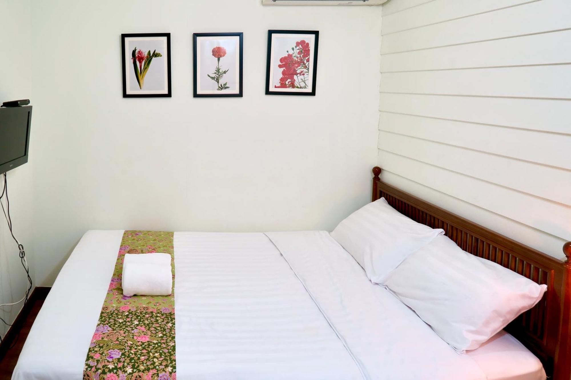 Les Fleurs Bangkok Hostel Exteriör bild